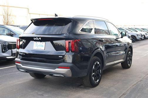 2024 Kia Sorento S