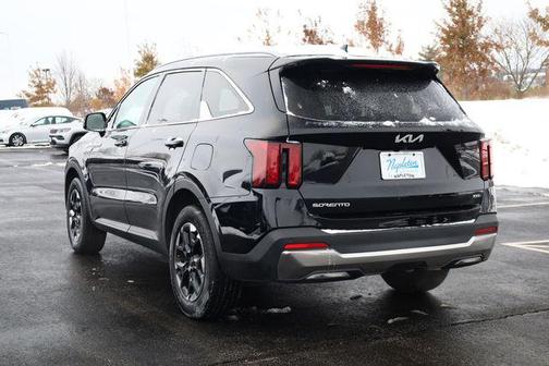 2024 Kia Sorento S
