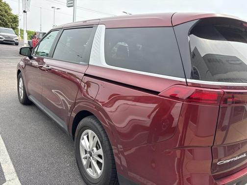 2022 Kia Carnival LXS