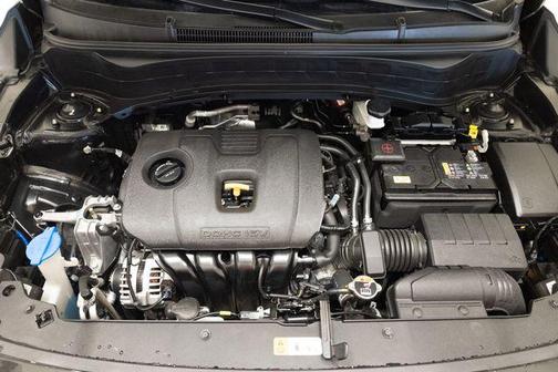 Fusion Black 2026 Kia Seltos LX