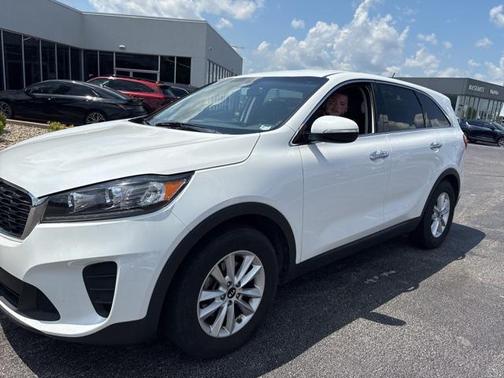 2019 Kia Sorento LX