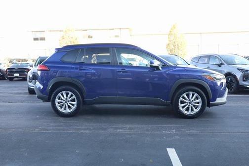 2022 Toyota Corolla Cross LE