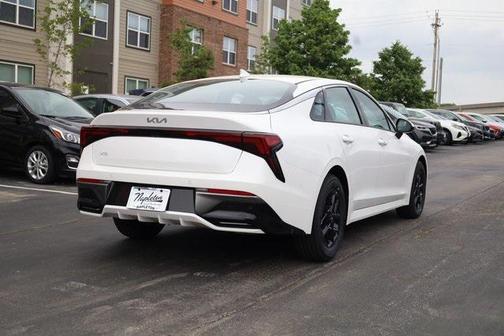 2025 Kia K5 LXS