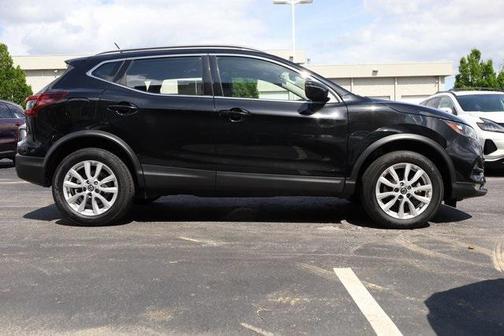 2020 Nissan Rogue Sport SV