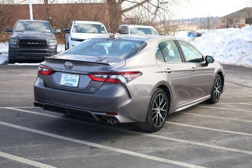 2024 Toyota Camry SE