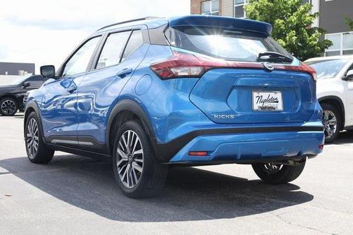 2021 Nissan Kicks SR