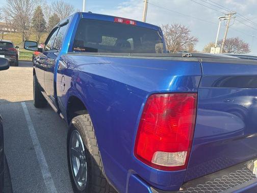 Blue Streak Pearlcoat 2017 RAM 1500 Express