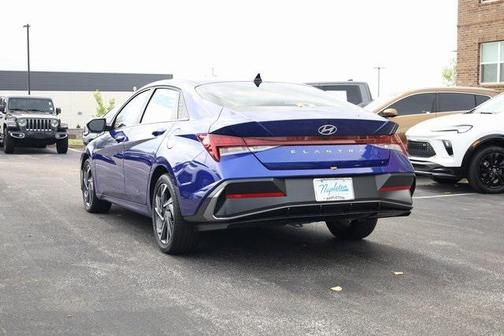 2025 Hyundai ELANTRA SEL