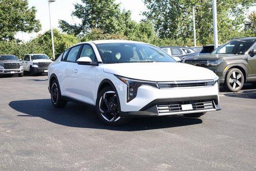 2025 Kia K4 EX