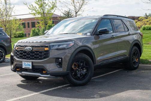 Marsh Gray 2026 Ford Explorer Tremor