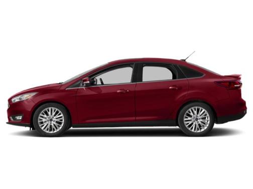 White Platinum Clearcoat Metallic 2015 Ford Focus Titanium