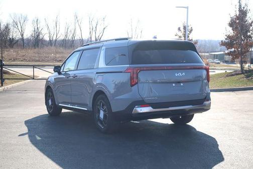 2026 Kia Carnival Hybrid SX