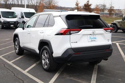 2023 Toyota RAV4 XLE