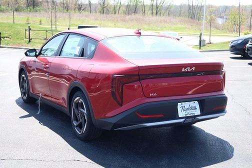 2025 Kia K4 EX