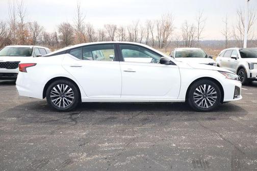 2025 Nissan Altima 2.5 SV