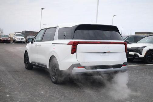 2026 Kia Carnival LXS