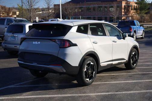 2026 Kia Sportage EX