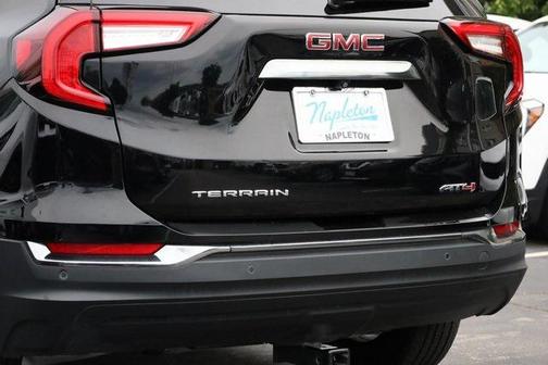 2024 GMC Terrain AWD AT4