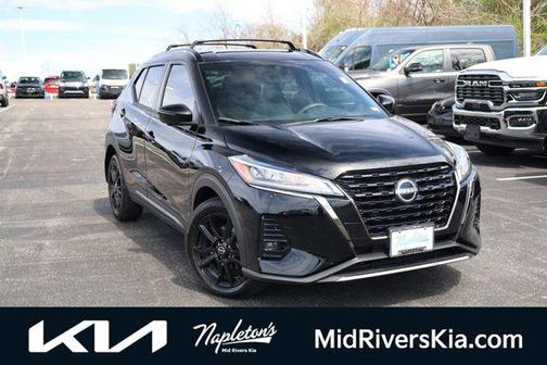 2023 Nissan Kicks SR