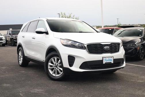 2020 Kia Sorento LX