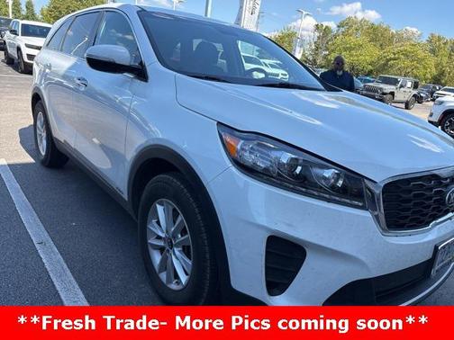 2020 Kia Sorento LX