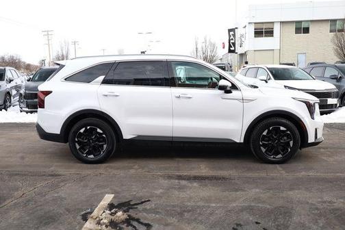 2024 Kia Sorento S