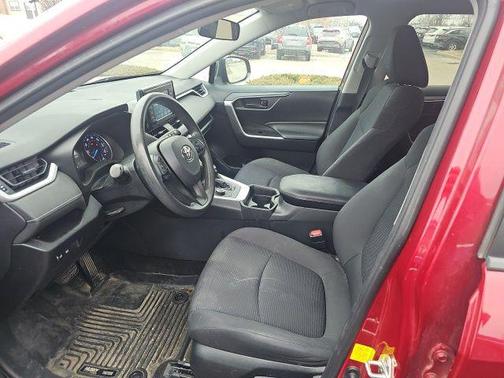 2019 Toyota RAV4 Hybrid LE