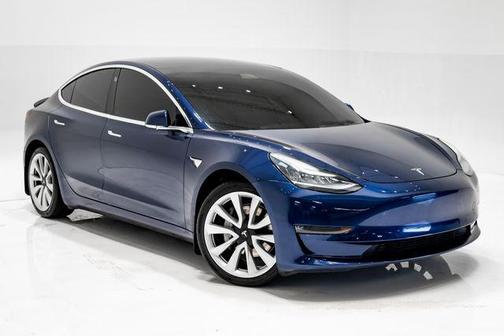 Deep Blue Metallic 2019 Tesla Model 3 Long Range