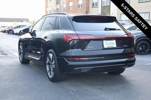 2021 Audi e-tron Premium Plus