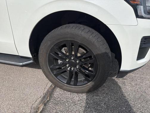 2022 Ford Expedition Max XLT