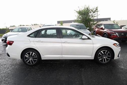 2025 Volkswagen Jetta 1.5T SE