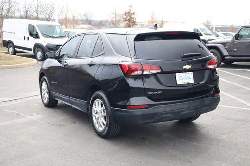 2022 Chevrolet Equinox LS