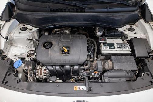 Snow White Pearl 2021 Kia Seltos S