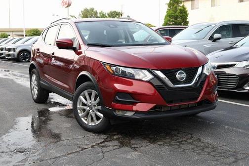2022 Nissan Rogue Sport SV