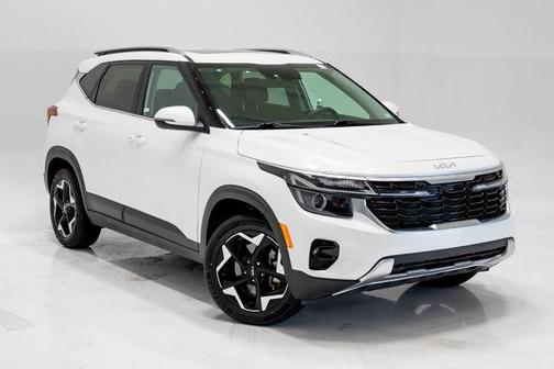 Snow White Pearl 2024 Kia Seltos EX