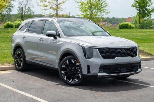 Wolf Gray 2025 Kia Sorento SX