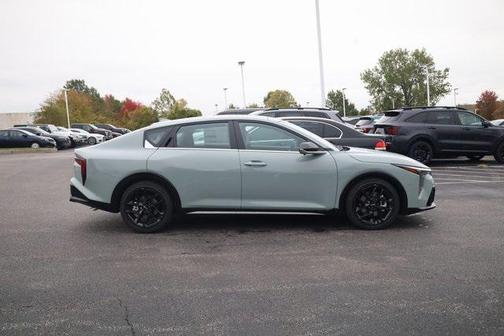 2025 Kia K4 GT-Line Turbo