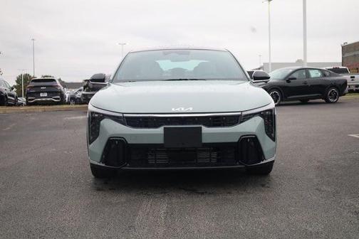 2025 Kia K4 GT-Line Turbo