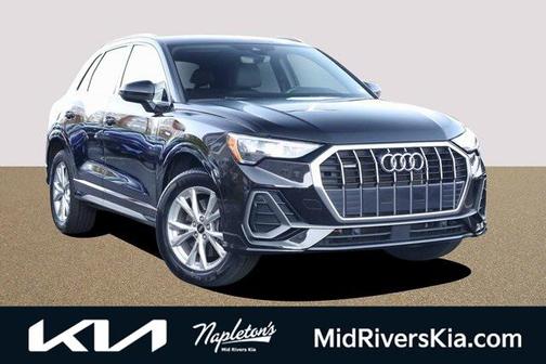 2022 Audi Q3 45 S line Premium