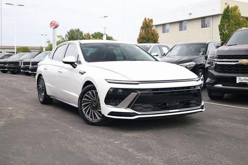2024 Hyundai SONATA Hybrid SE