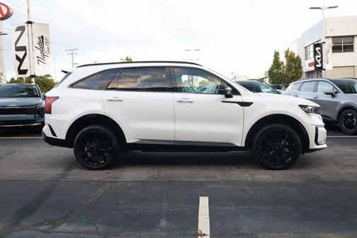 2022 Kia Sorento SX