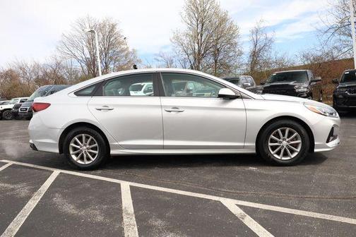 2019 Hyundai SONATA SE