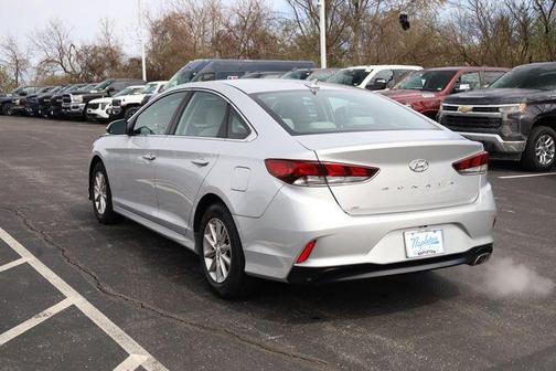 2019 Hyundai SONATA SE