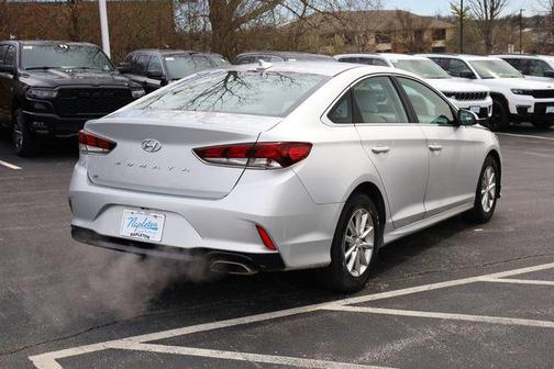 2019 Hyundai SONATA SE