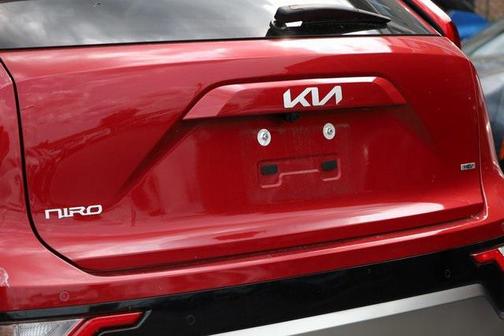 2024 Kia Niro Touring