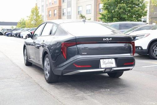 2025 Kia K4 LX