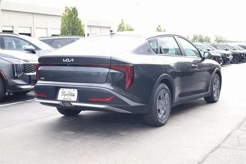 2025 Kia K4 LX
