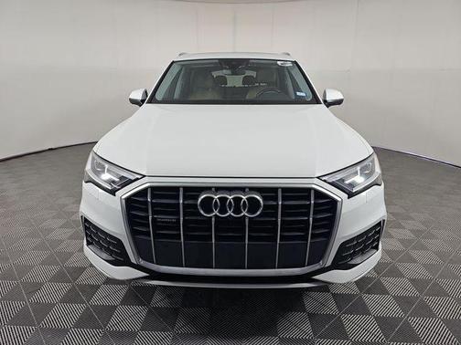 2021 Audi Q7 45 Premium Plus
