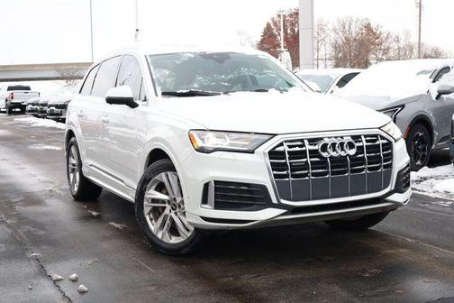2021 Audi Q7 45 Premium Plus