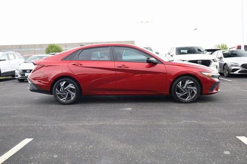 2025 Hyundai ELANTRA Sport
